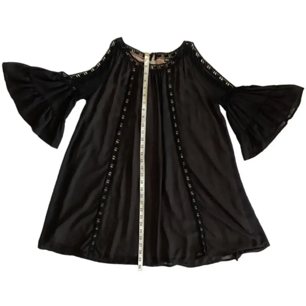 INA Cold Shoulder Bell‎ Sleeve Crochet Mini Shift Dress Black S